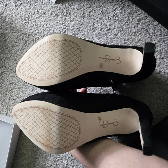 Jessica Simpson Black Suede Ankle Boots - Picture 2 of 3